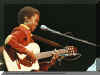 Lauryn_Hill_2002-71-3a.JPG (59383 bytes)