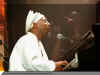 Omar_Sosa_2002-15-14.JPG (35789 bytes)