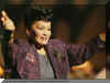 Omara_Portuondo_2002-89-22a.JPG (57167 bytes)